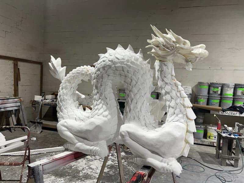 The large-scale 3D printed dragon head was executed with the BigRep ONE.